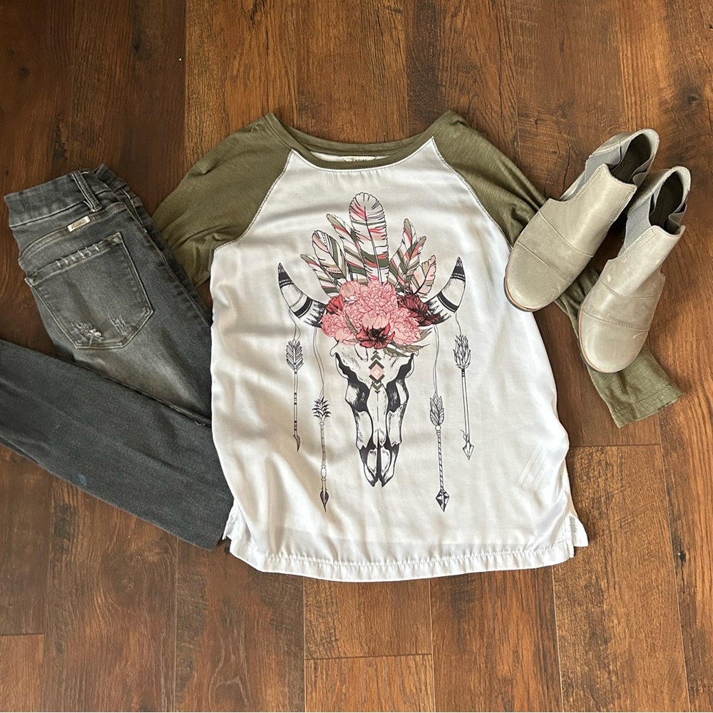 Ariat shirt